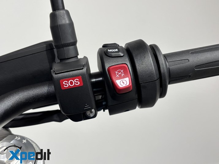 BMW F 900 R BMW F 900 R